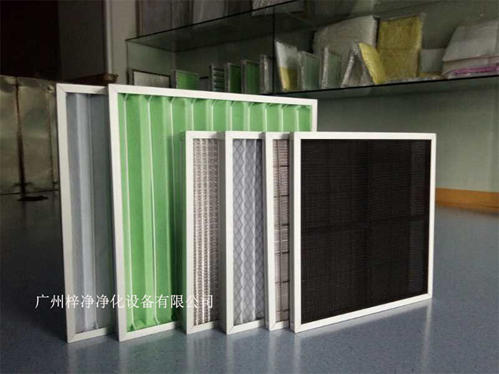 初效空氣過(guò)濾器在潔凈車間是許多高精度產(chǎn)業(yè)如半導(dǎo)體、藥品制造、生物科技等不可或缺的生產(chǎn)環(huán)境。 初效空氣過(guò)濾器在潔凈車間是許多高精度產(chǎn)業(yè)如半導(dǎo)體、藥品制造、生物科技等不可或缺的生產(chǎn)環(huán)境。